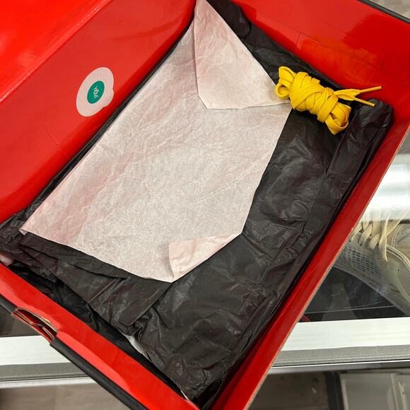 Jordan 6 Retro Travis Scott olive green size 10.5 Pre-Owned - Picture 8 of 8